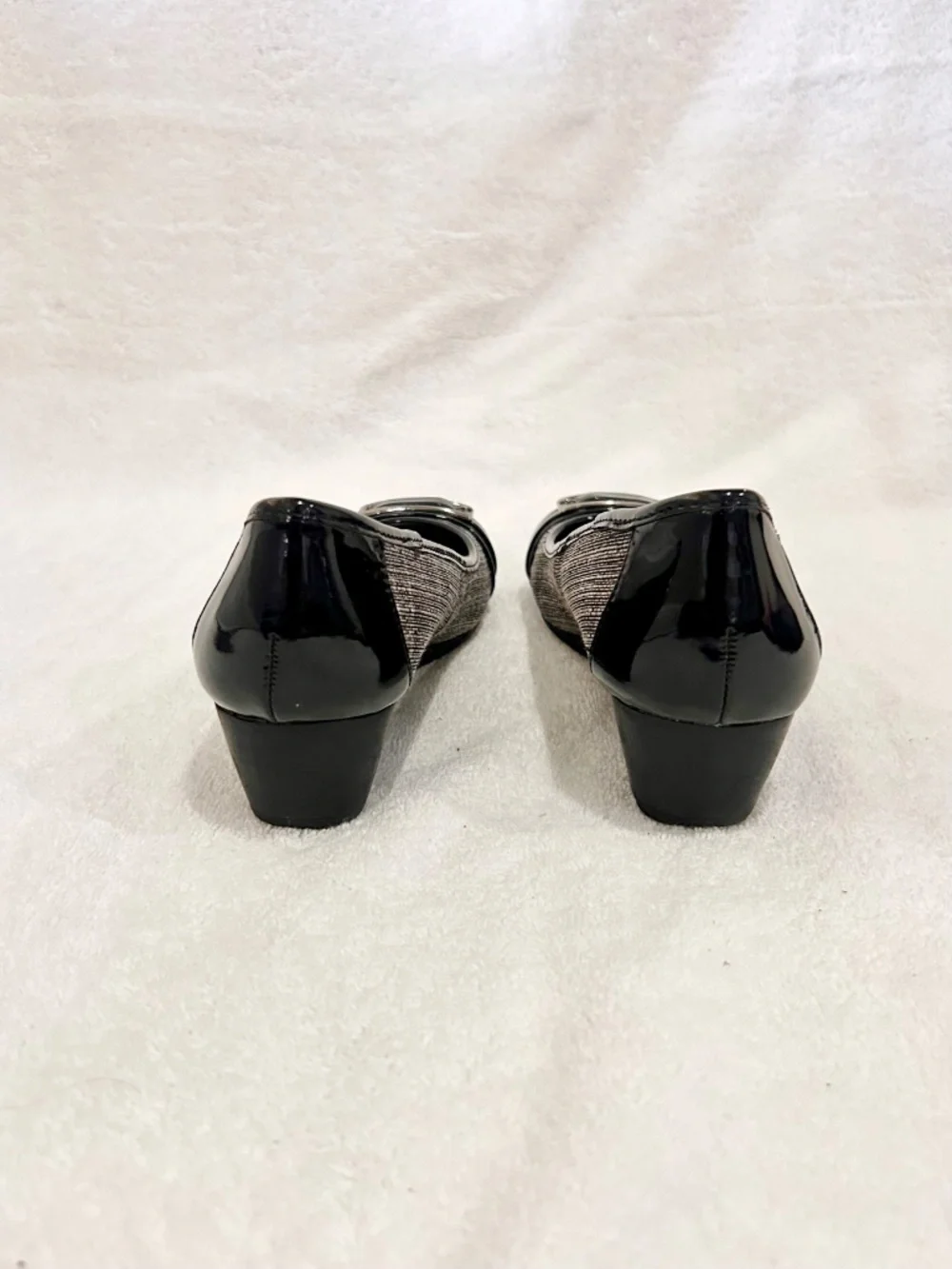 Anne Klein Flats wedge slip on with buckle bow black grey sz 7